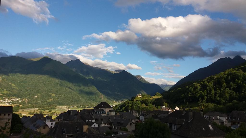 Les Rochers Saint-Savin  ภายนอก รูปภาพ