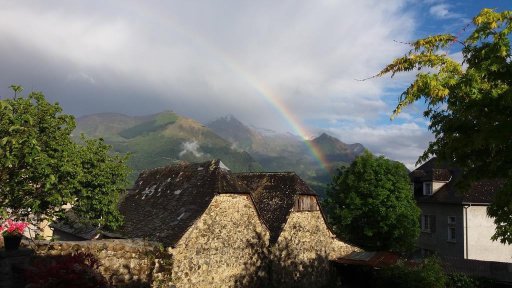 Les Rochers Saint-Savin  ภายนอก รูปภาพ